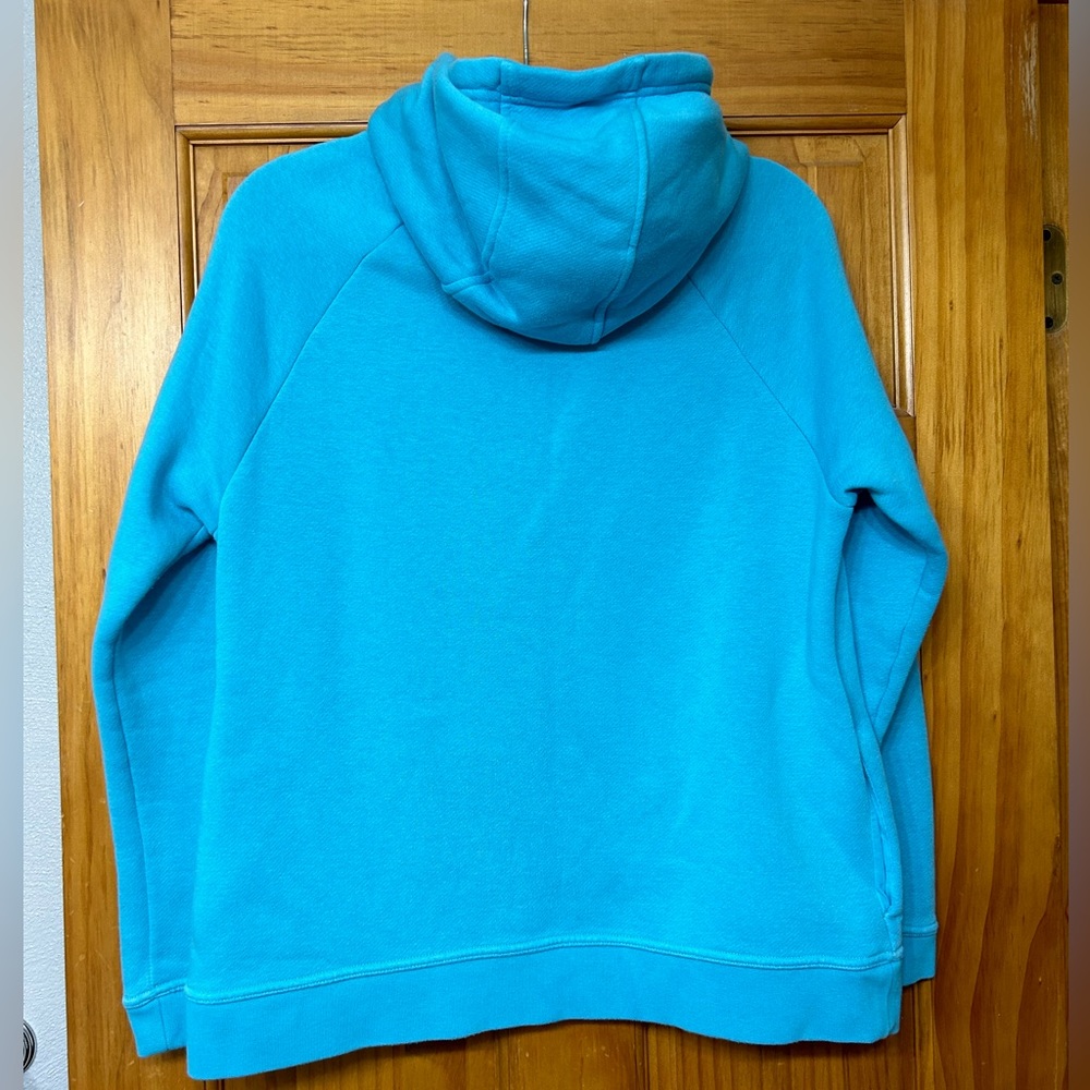 Woman’s Nike hoodie - Picture 2 of 3